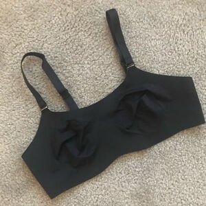 NWOT Knix Evolution Everyday Wireless Bra Unpadded Black/Beige | Size 2